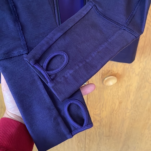 Lululemon stride jacket - Picture 7 of 7